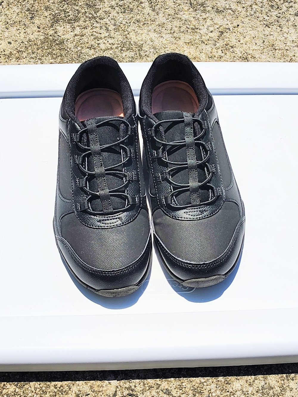 Black Slip-resistant Work Sneakers
